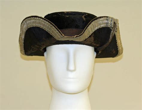 18th century hats with three points|tricorne hat